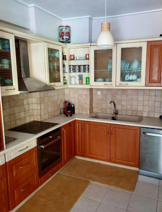 Modern 2Br City Flat 10Min From The Beach Atene Esterno foto