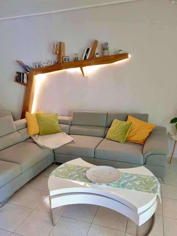 Modern 2Br City Flat 10Min From The Beach Atene Esterno foto