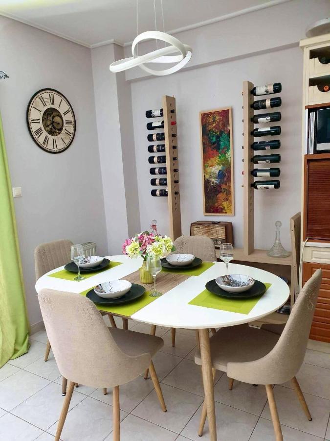Modern 2Br City Flat 10Min From The Beach Atene Esterno foto